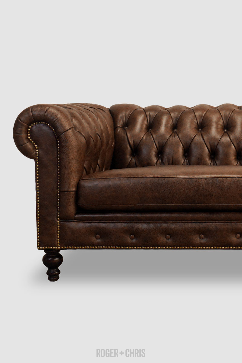 Chesterfield Sofas, Armchairs, Sectionals, Sleepers | Leather, Fabric, Linen | Made in USA | Higgins