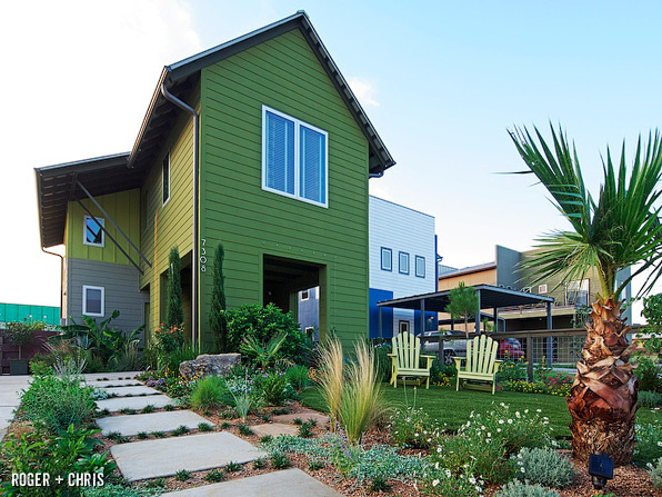 farmhouse landscaping front yard